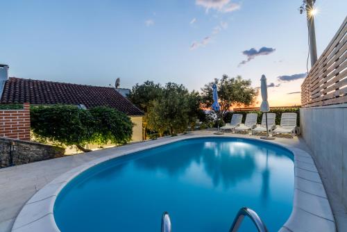 Domus Alta, Two-bedroom House in Podgora