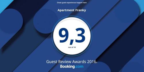Apartment Frankyに飾ってある許可証、賞状、看板またはその他の書類