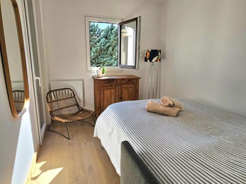 Renovated duplex, balcony, parking, 200m Lac d'Annecy