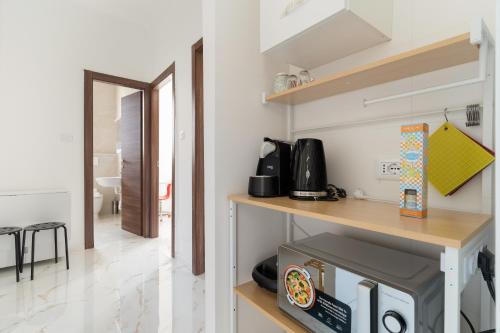 GuestHost - Cozy Apartment with Terrace Dergano