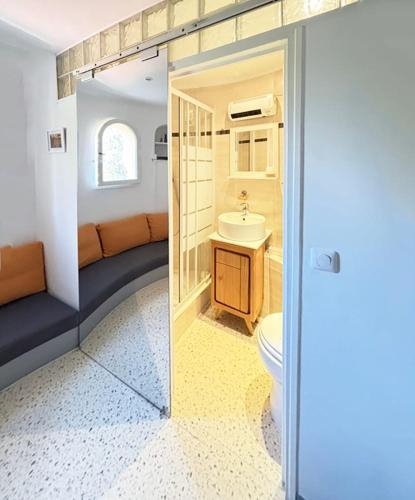 Apartment in a towel for two pool and sea