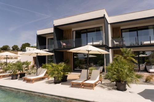 Luxury Experience Suites
