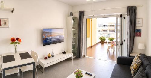 Lovely apartment, great location!