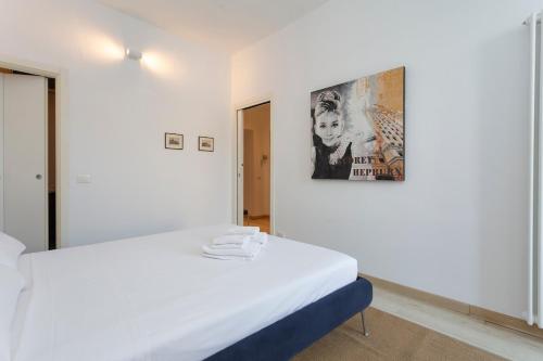Xenia Milano - 3 rooms apt in Via Tortona 26