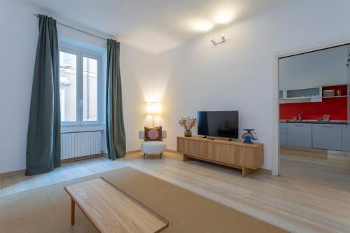 Xenia Milano - 3 rooms apt in Via Tortona 26
