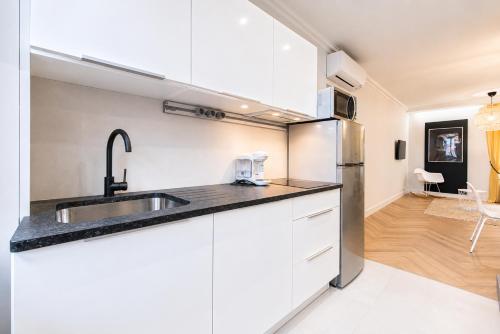 F2 chambre en duplex (calme) plein centre ville 1 min de la plage