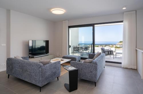 Casadi - Semidetached House with Sea Views