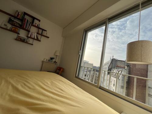 Quiet & bright apartment - République