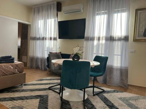 Foto Valverde Apartments and Room 5