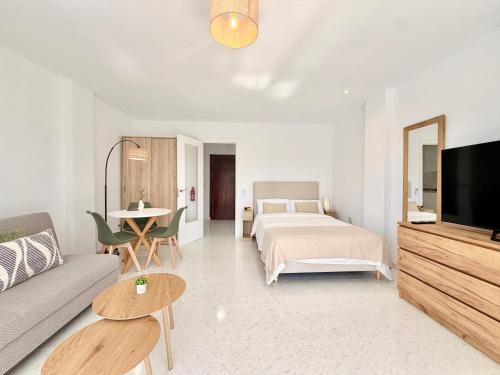 Coronado Beach Marbesa EaW Homes