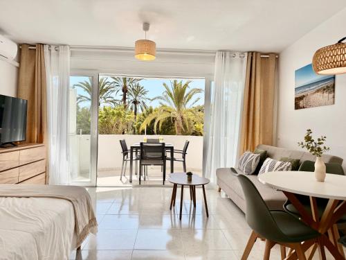Coronado Beach Marbesa EaW Homes