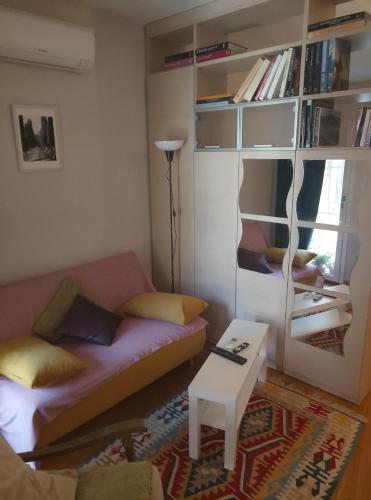 Sam's central & cosy apartment