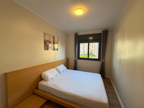 Apartamento con piscina a pasos del mar