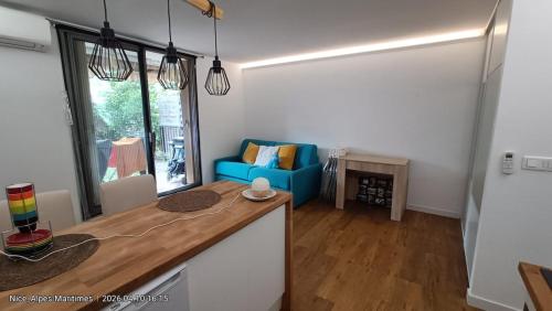 Studio cosy avec terrasse à deux pas de la mer