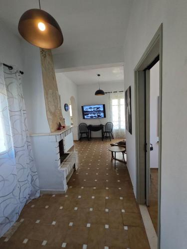 Xenos Estate Apartment