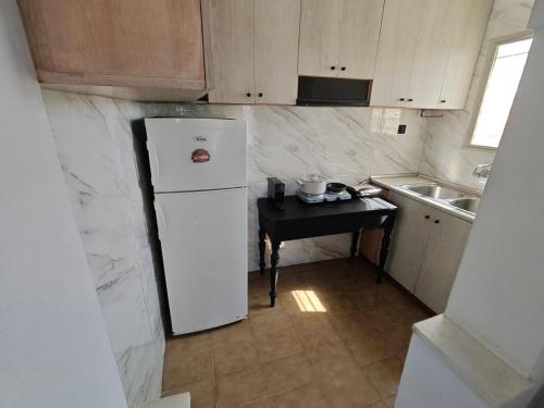 Xenos Estate Apartment