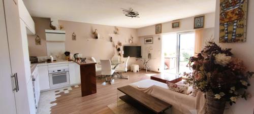 Cap Nérée, Fleur de Sel 55m2, 2 chambres, terrasse, jardin, pieds dans l'eau, 4 pers