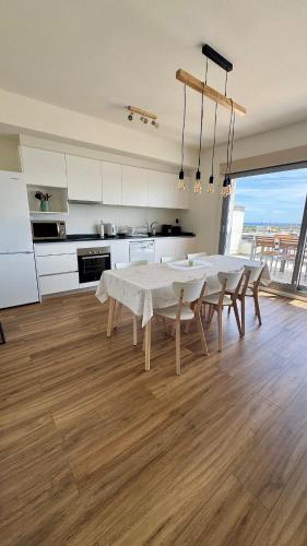 4-Bedroom Penthouse with Sea View, Pool, and Fitness Area