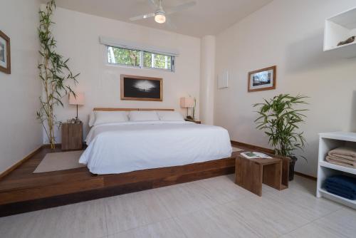 Cama o camas de una habitación en Moana Surf Resort