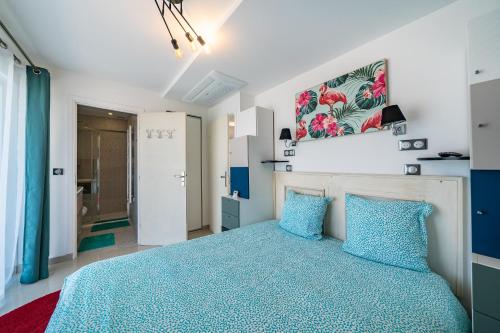 4 person apartment with sea view Cannes Croisette