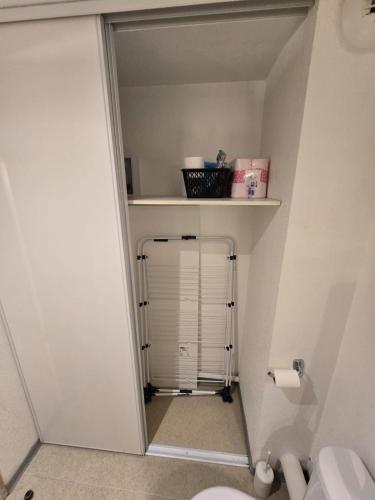 Studio avec piscine 2-4 personnes à deux pas du port