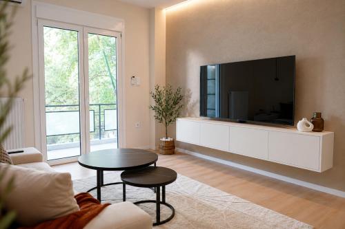 No7 Urban Nest - Renovated 1BR Apartment Near Metro & Central Athens