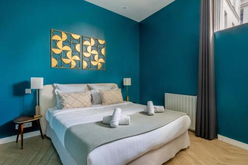 Sacré-Coeur Modern 4BD with sauna for 10 guests!