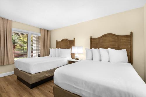 Destin Holiday Beach Resort photo 89