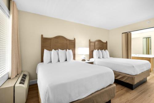 Destin Holiday Beach Resort photo 82