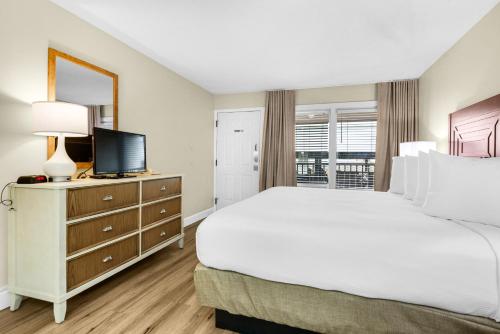 Destin Holiday Beach Resort photo 109