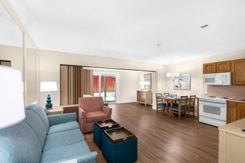 Destin Holiday Beach Resort photo 72
