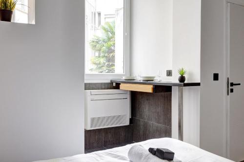 Studio climatise aux Champs-Elysees