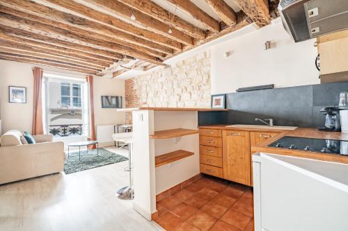 Elegant Design Studio & Montorgueil & Air Conditioning