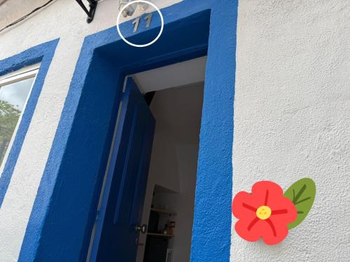 Studio 11 with kitchen and private bathroom, Lisbon Center