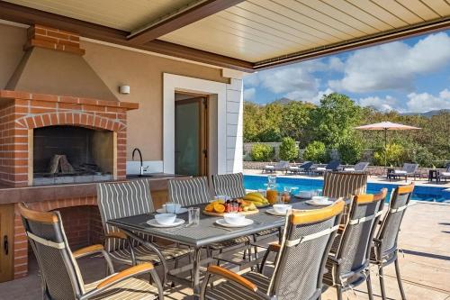 Villa Vilani Spa & Pool - Happy Rentals