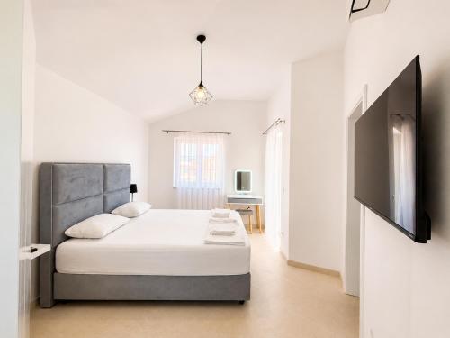 Luxury Villa Michelle
