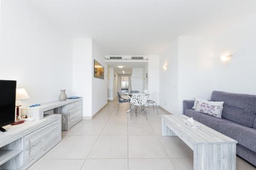 Prima Vista Luxury III