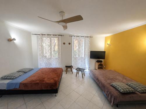 Appartement 2-4 personnes centre historique de Fréjus