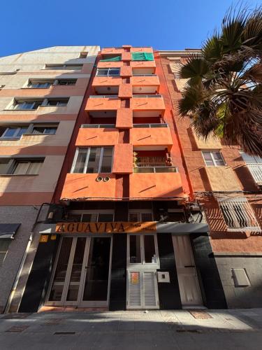 'Little 38' - Your Gate to Playa Las Canteras