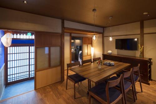 Hikoso-machi Gin no Ma