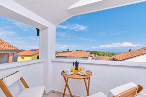 Nikolina - Luxury Studio apartment with private parking, near sea