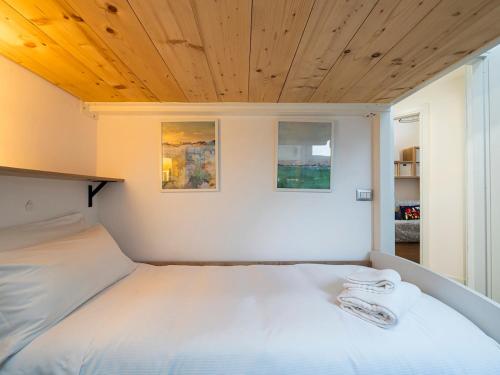 Xenia Milano - 3 rooms apt at Via Vincenzo Vela 14