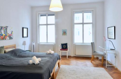 Central & Charming Viennese Flat
