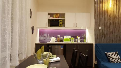 K10 B Kazinczy Apartment 1075 Budapest, 10 Kazinczy utca 3rd floor kép - 3