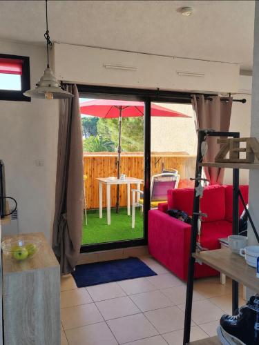 Studio climatisé dans résidence Odalys avec piscine
