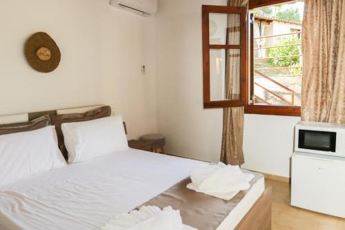 F & B Summer Collection - Skiathos Maistrali for 2