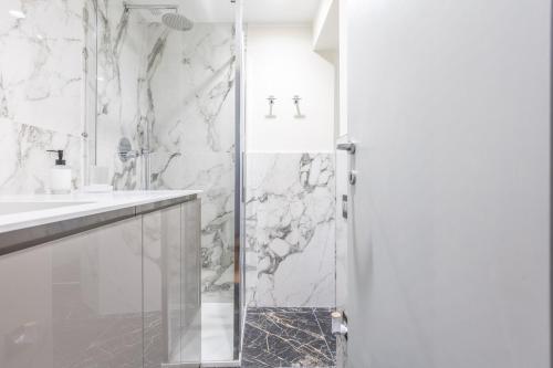 Downtown luxury Sleeps 4, Crocetta, 8 min from the Duomo