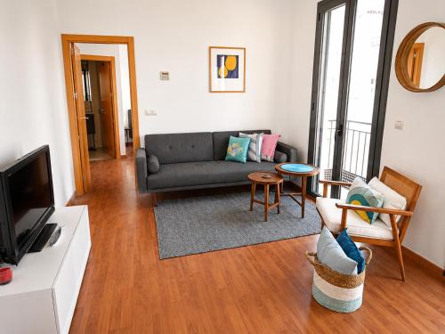 Penthouse in old city center by NRAS