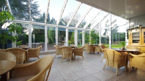 Φωτογραφία από το άλμπουμ του Garten-Hotel Ponick στην Κολωνία