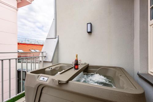 Bałtyk Luxury Residence Seeblick - Apartament Premium z prywatnym Jacuzzi na tarasie